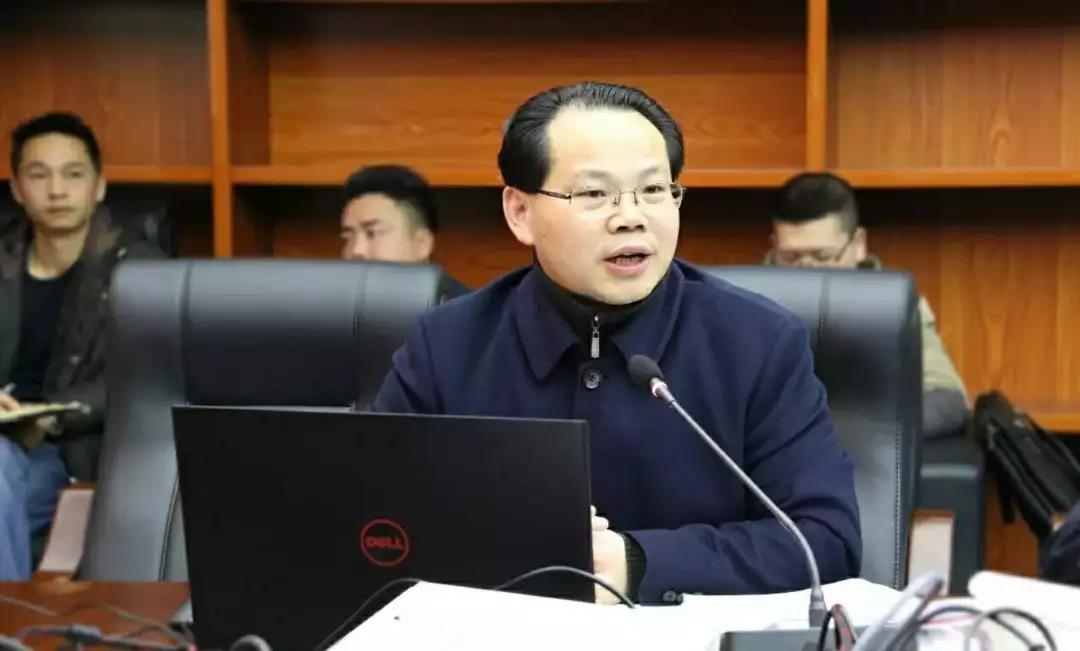 贤和律师陈金标主任赴信州区城市管理局和行政执法局开展法制专题讲座.jpg