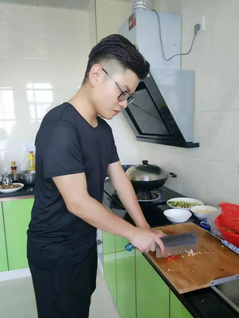 【贤和动态】上得了“庭”堂 下得了厨房的厨神律师8.jpg