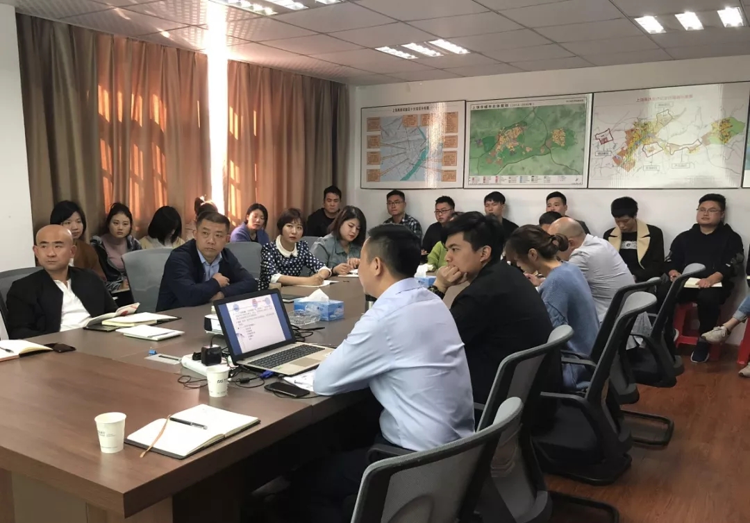 贤和律师赴上饶高铁经济试验区投资建设有限公司开展合同法实务培训2.webp.jpg